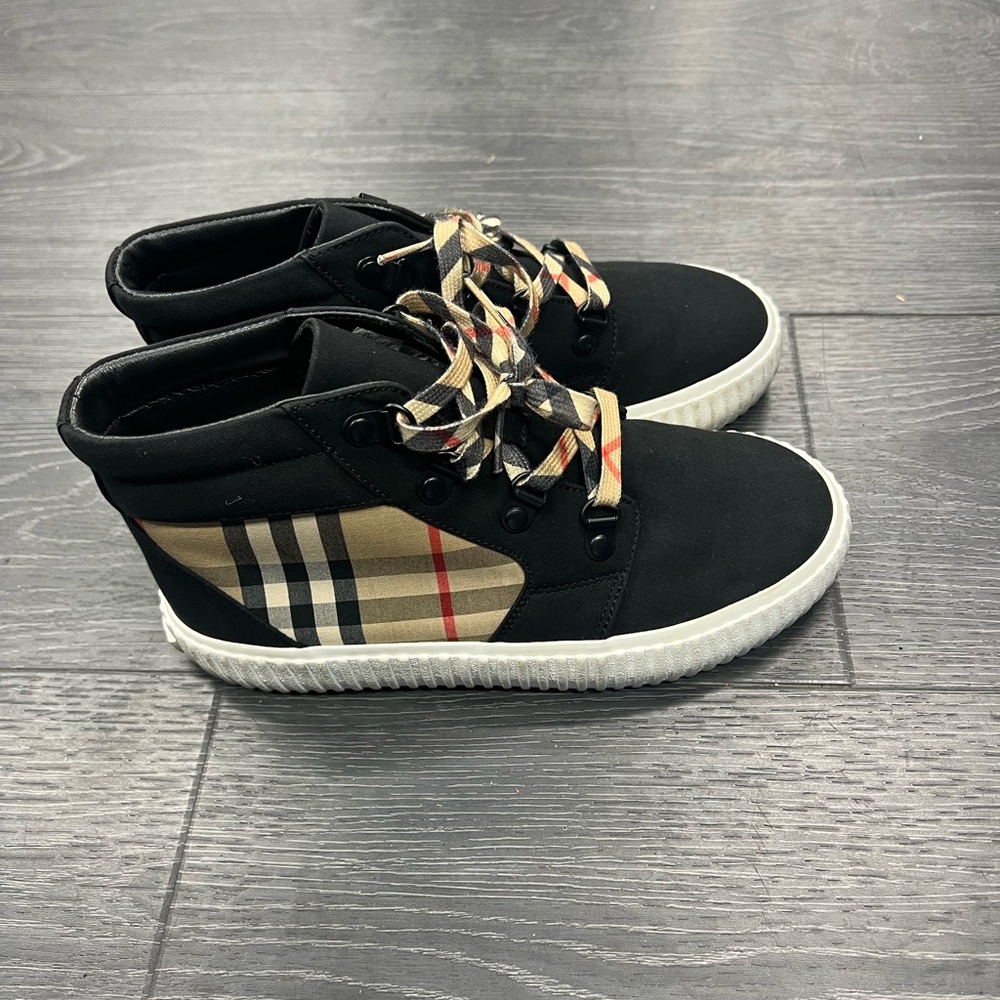 Burberry Kids Emmett Check High Top Sneakers Black and Beige Sz 34 - Picture 4 of 9